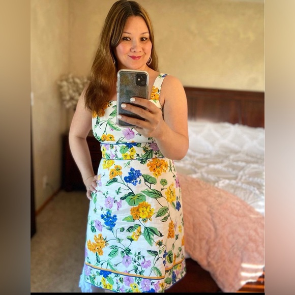 Ann Taylor floral dress 🤍💛 - Picture 1 of 6